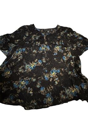 Lane Bryant Black Short-Sleeve Floral Blouse Size 24 (3x)